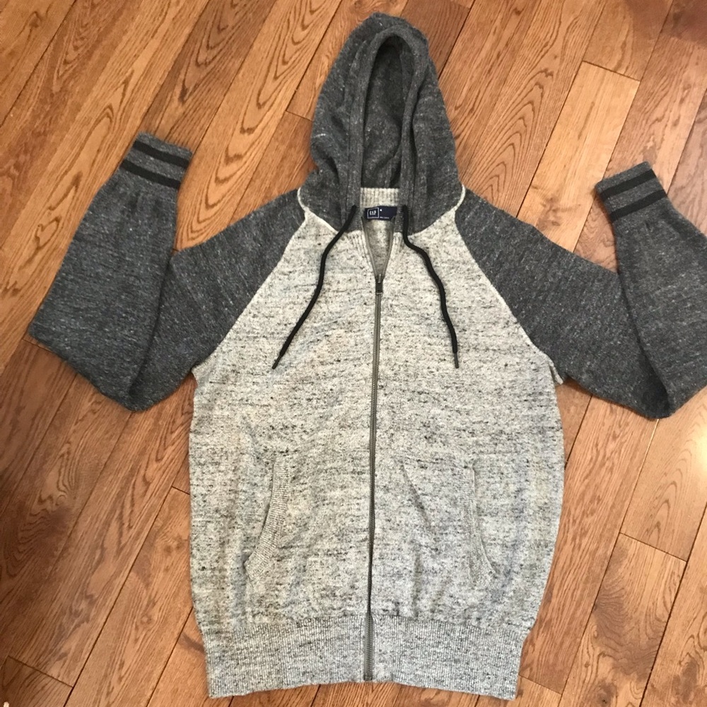 Unisex medium Gap sweater